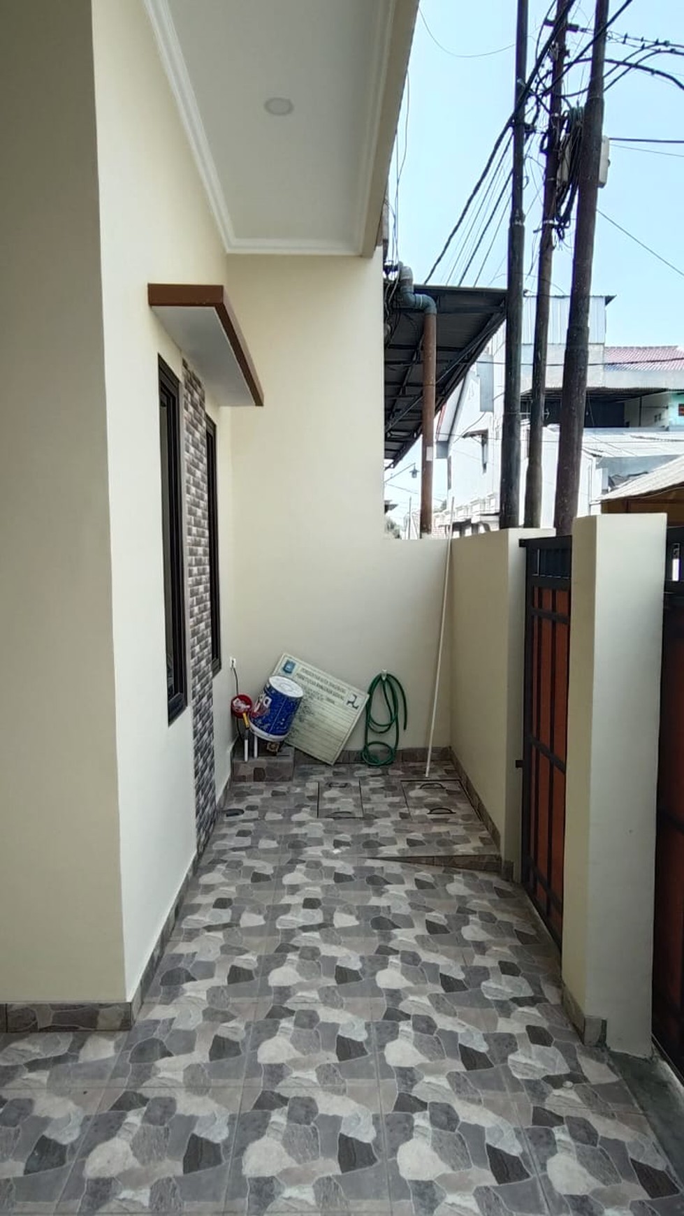 Rumah 2 lantai di Poris Indah Tangerang