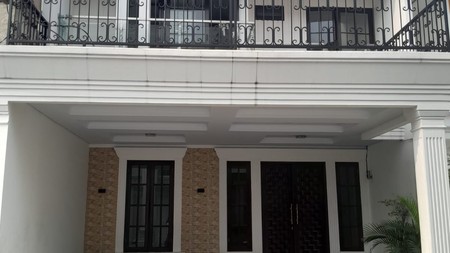 Brand new house jagakarsa Dalam townhouse