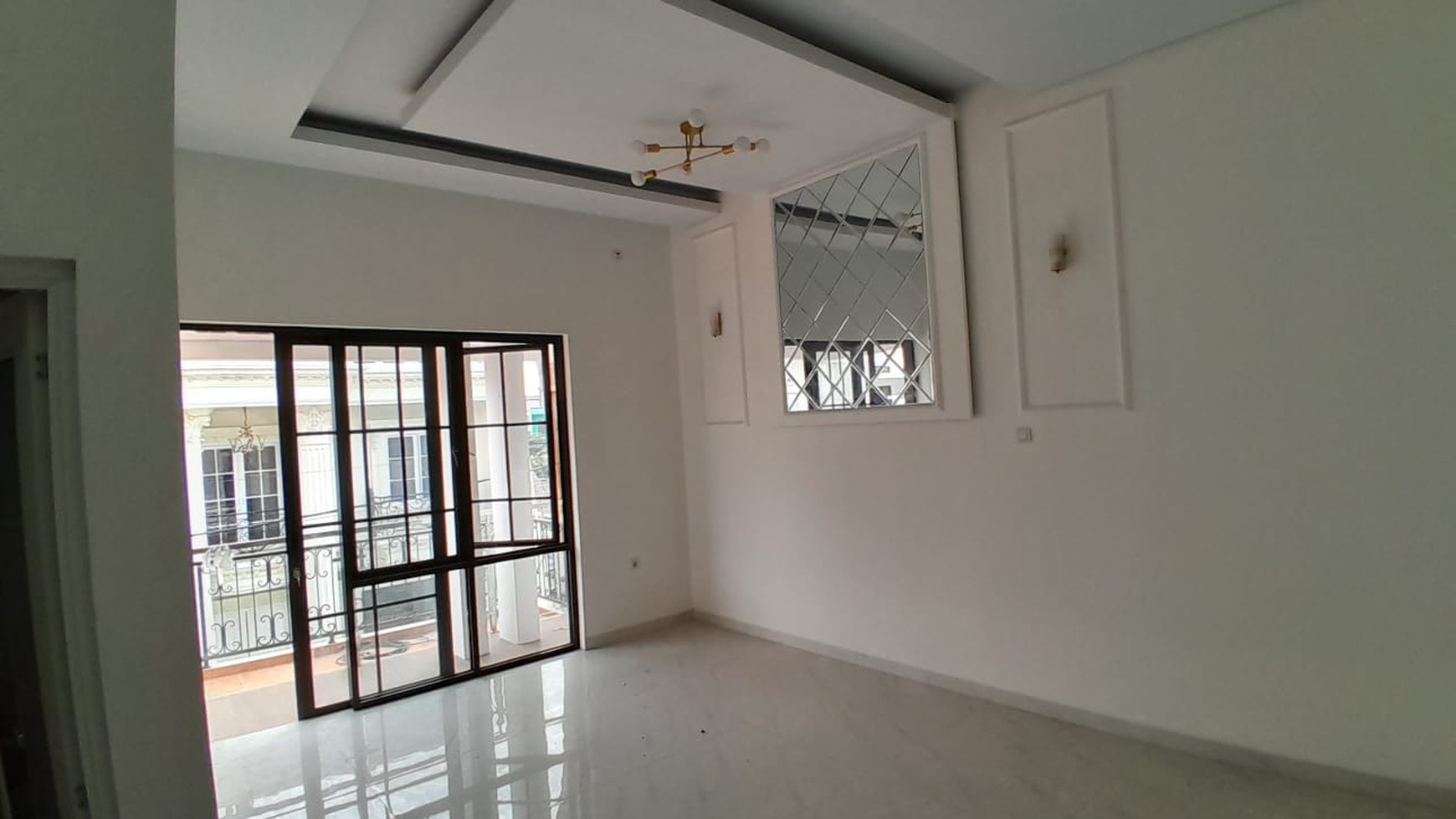 Brand new house jagakarsa Dalam townhouse