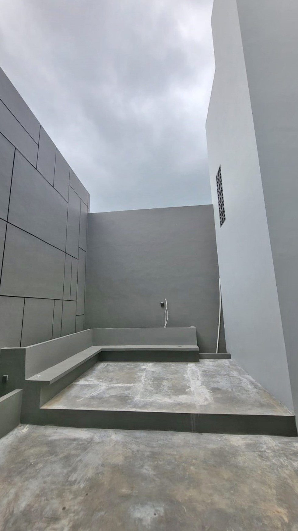 Rumah Mewah 2 lantai di Giri Loka BSD City