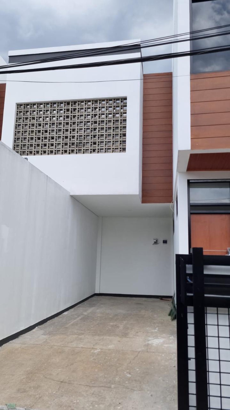 Rumah Minimalis Asri di jl Saturnus Utara Bandung