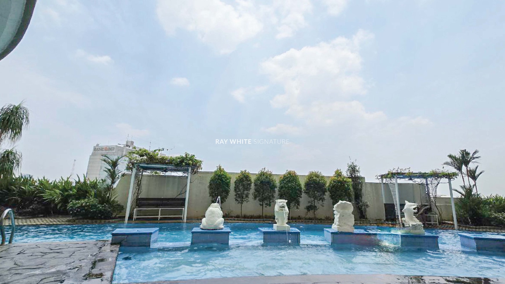 Rumah Hitung Tanah Area Cipete