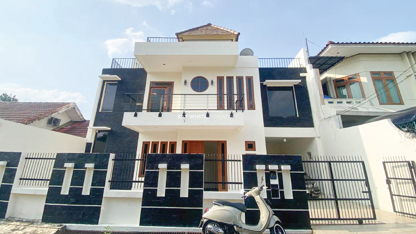 Rumah Hitung Tanah Area Cipete