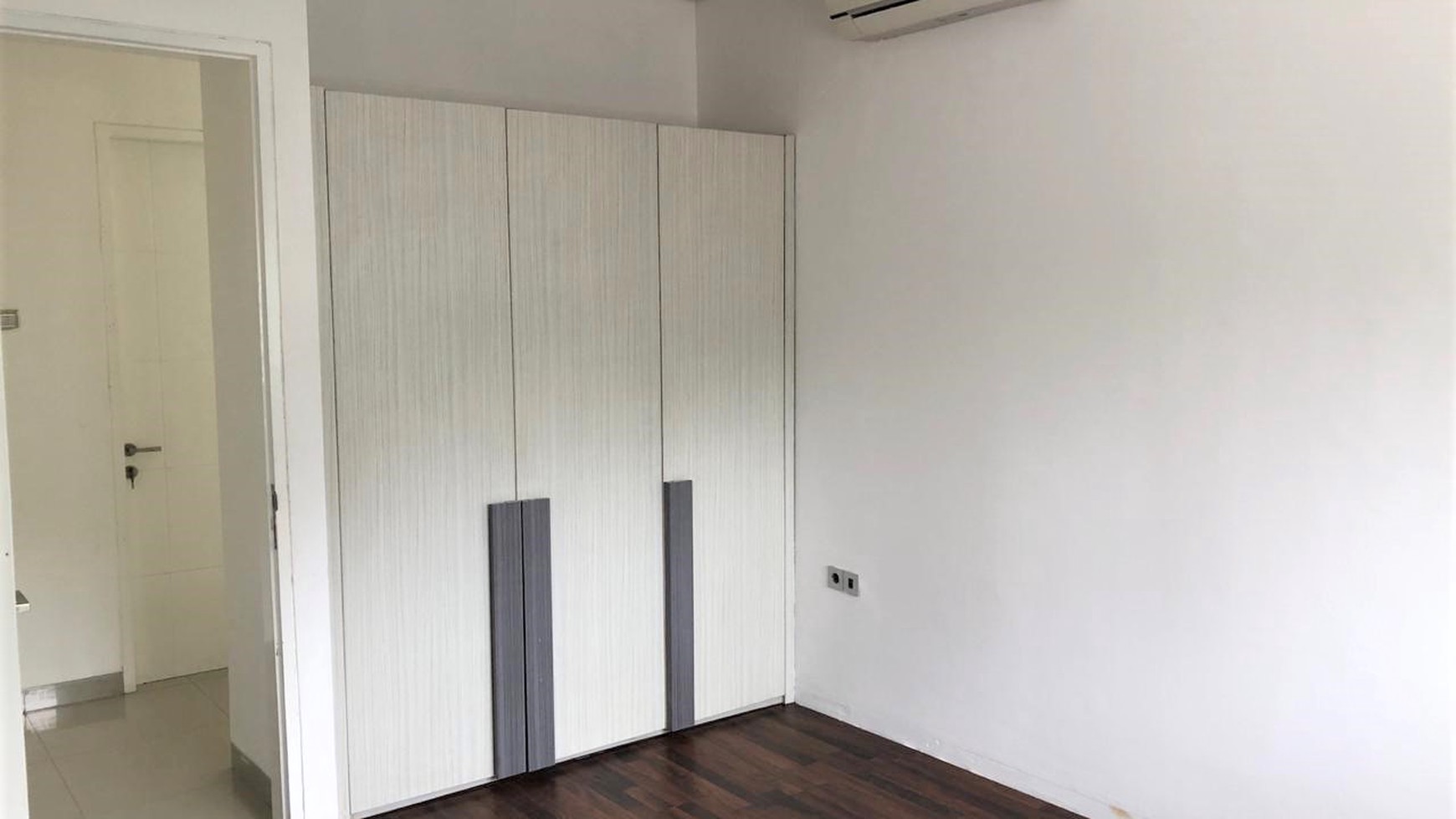 Pondok indah pinang luas 260 brandnew modern minimalist