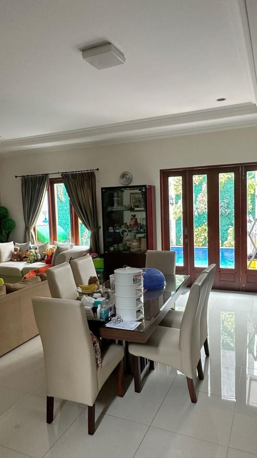 Rumah Full Furnish di Taman Wijaya Kusuma Residence Cilandak