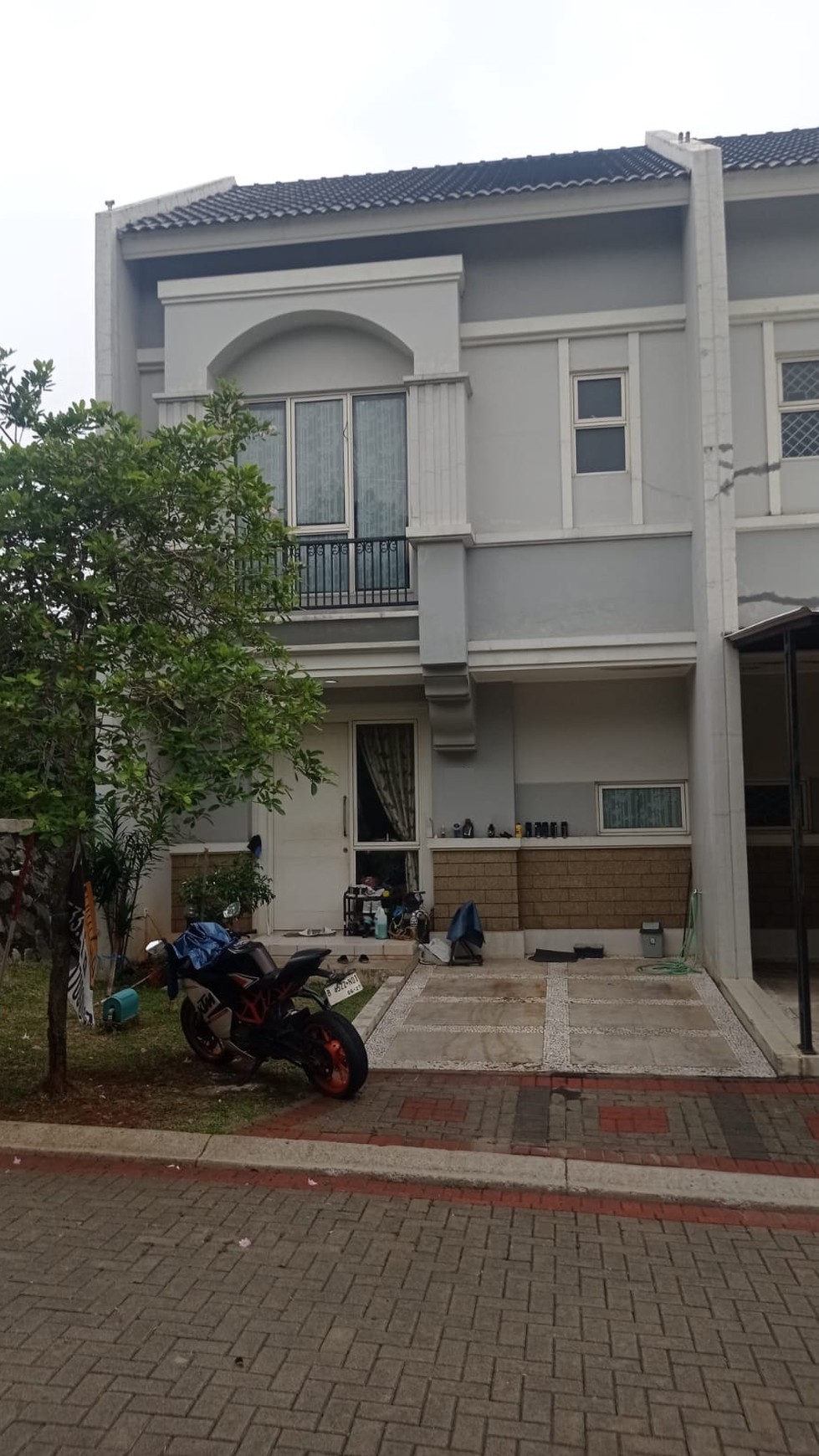 Rumah standar  Sevilla Park BSD city