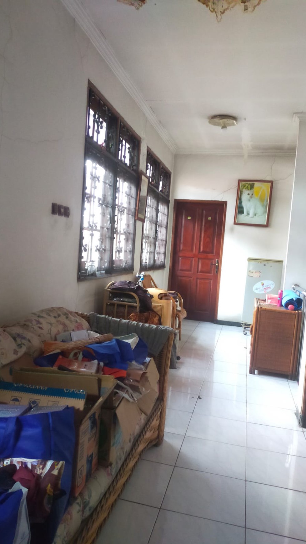 Rumah Dijual Strategis di Raya Darmo Indah, Surabaya Barat - Ideal untuk Ruko, Kantor, atau Praktek Dokter