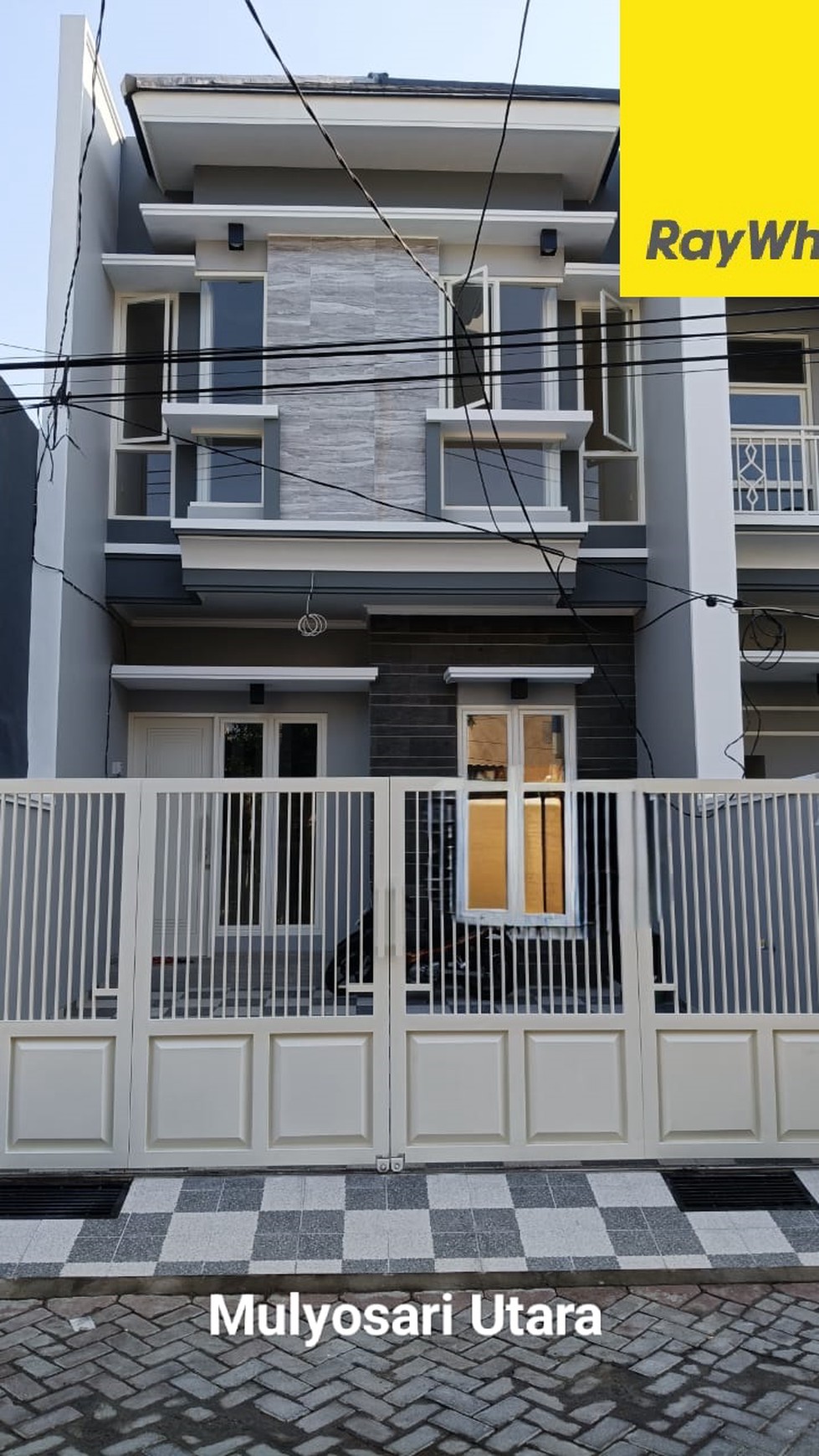 Dijual Rumah Baru Strategis di Mulyosari Baru Surabaya