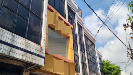 Dijual Ruko 3 lantai di Komplek Ruko Semut Megah Surabaya 