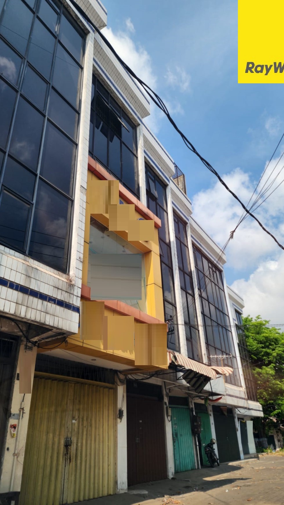 Dijual Ruko 3 lantai di Komplek Ruko Semut Megah Surabaya 