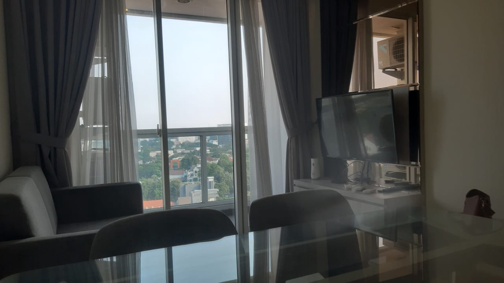 Disewakan  apartement menteng park  full furnised