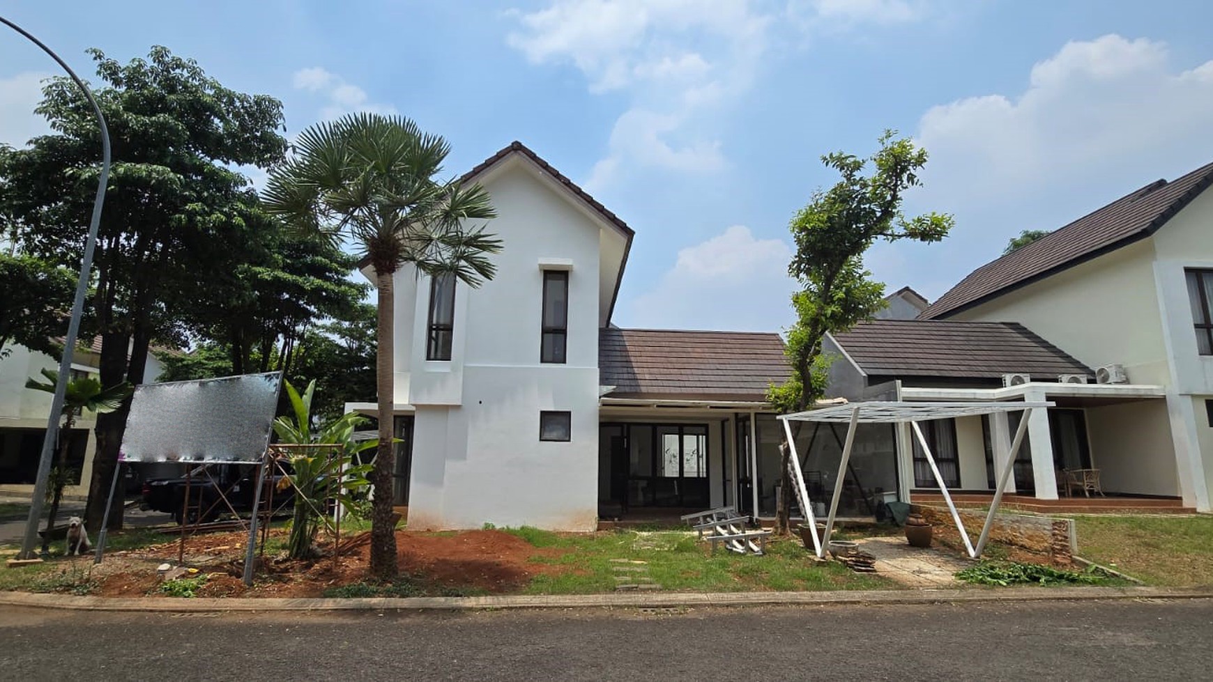 Rumah Hook 2 lantai di The Icon BSD City