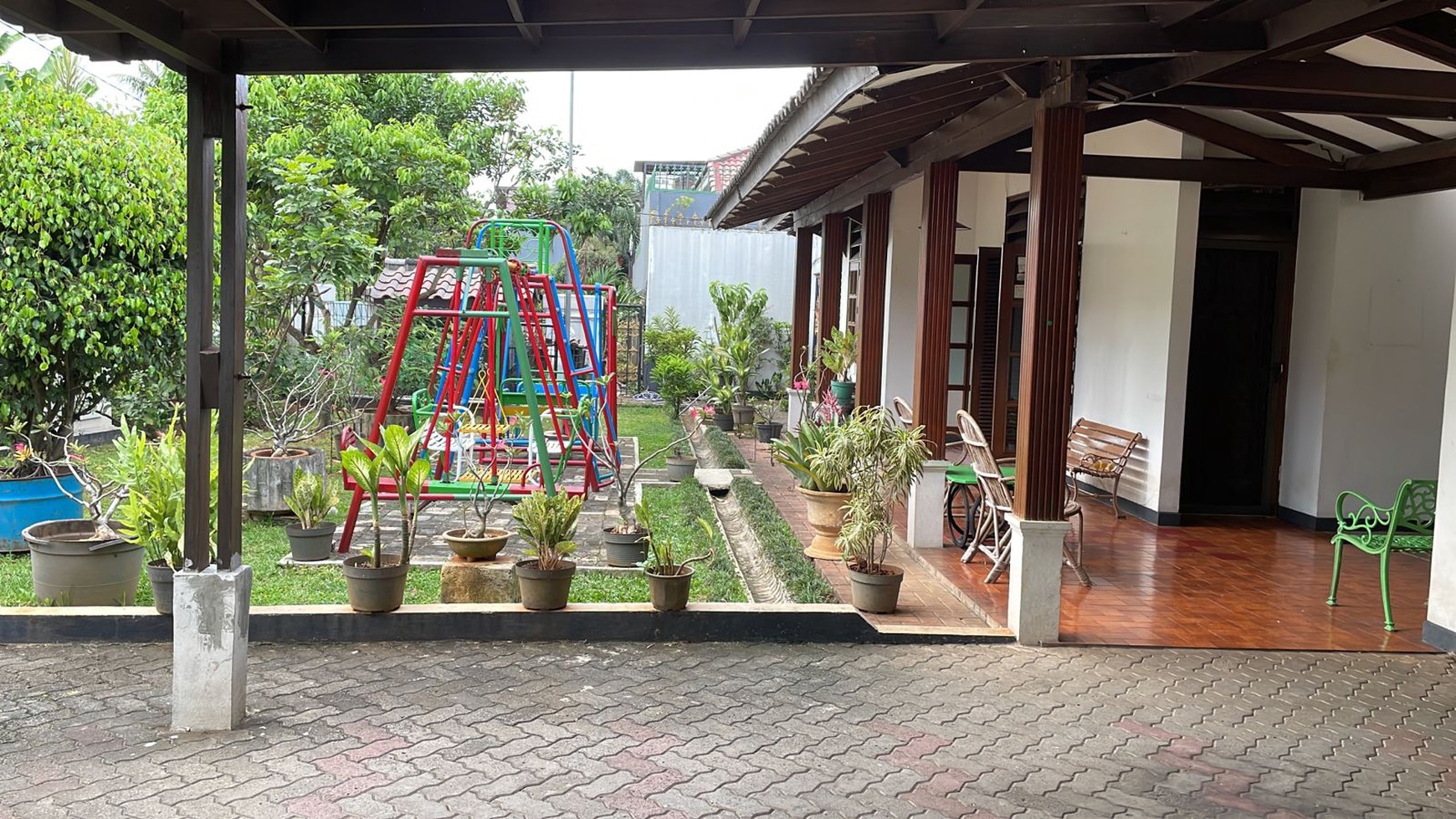 Rumah Hitung Tanah Area Cipete