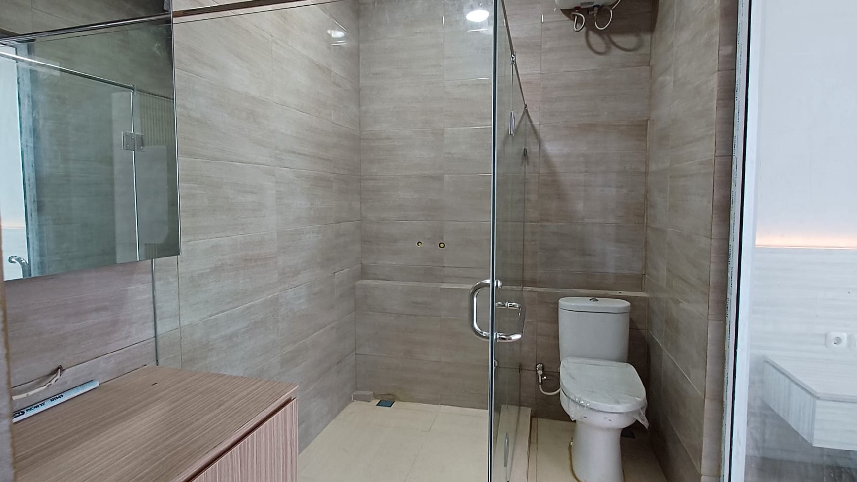 Rumah Hitung Tanah Area Cipete