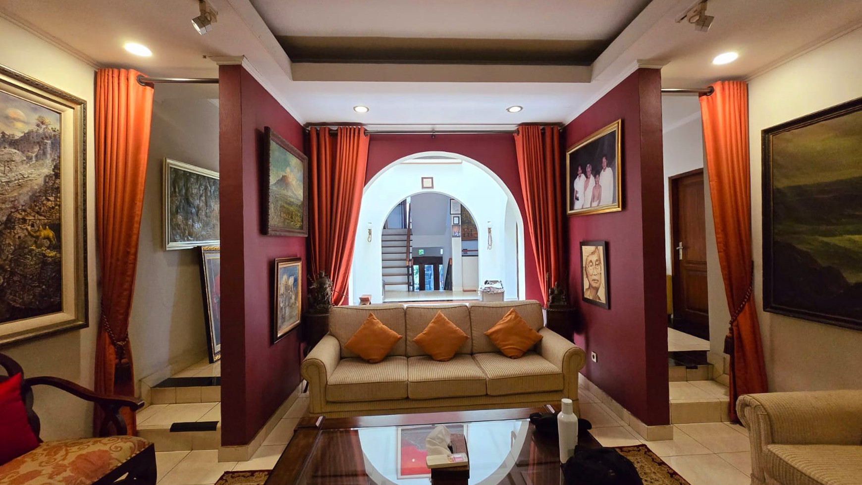 Rumah Hitung Tanah Area Cipete