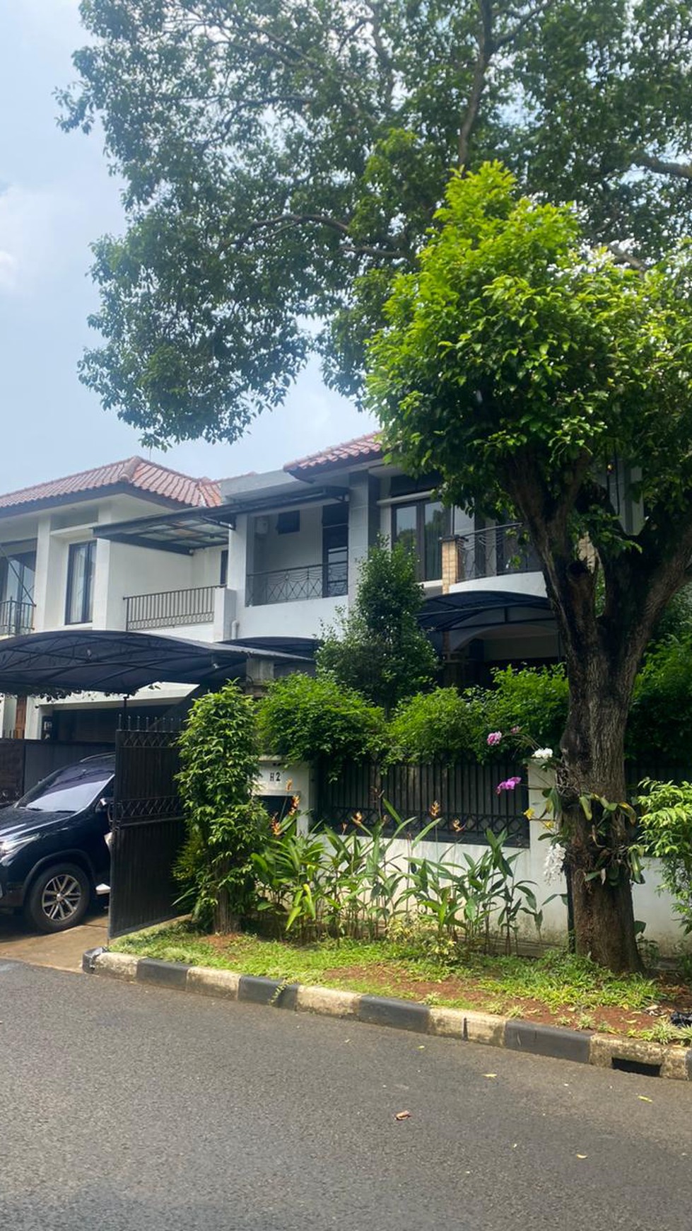 Rumah Hitung Tanah Area Cipete