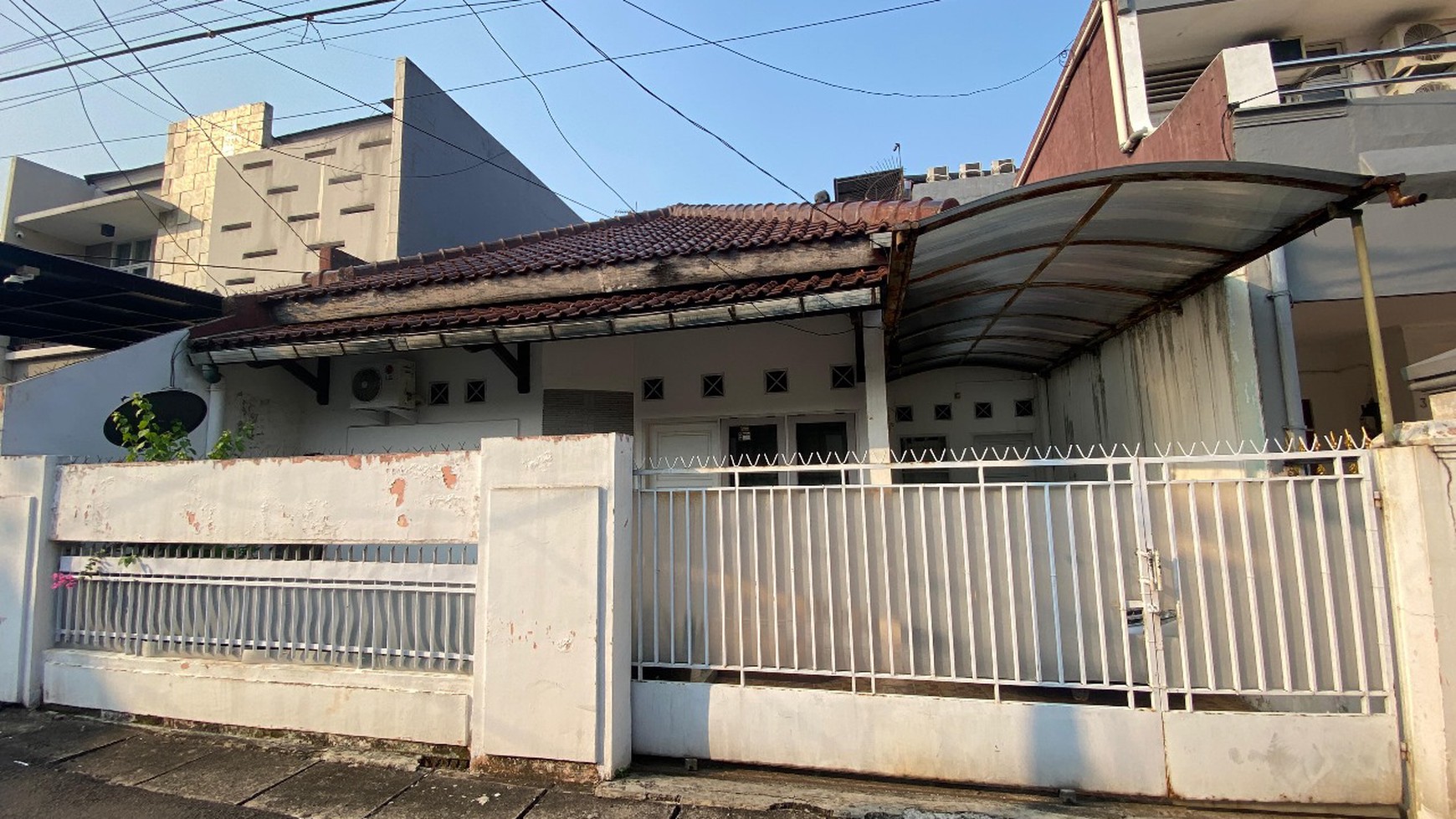 Rumah Di Jalan Tebet Timur