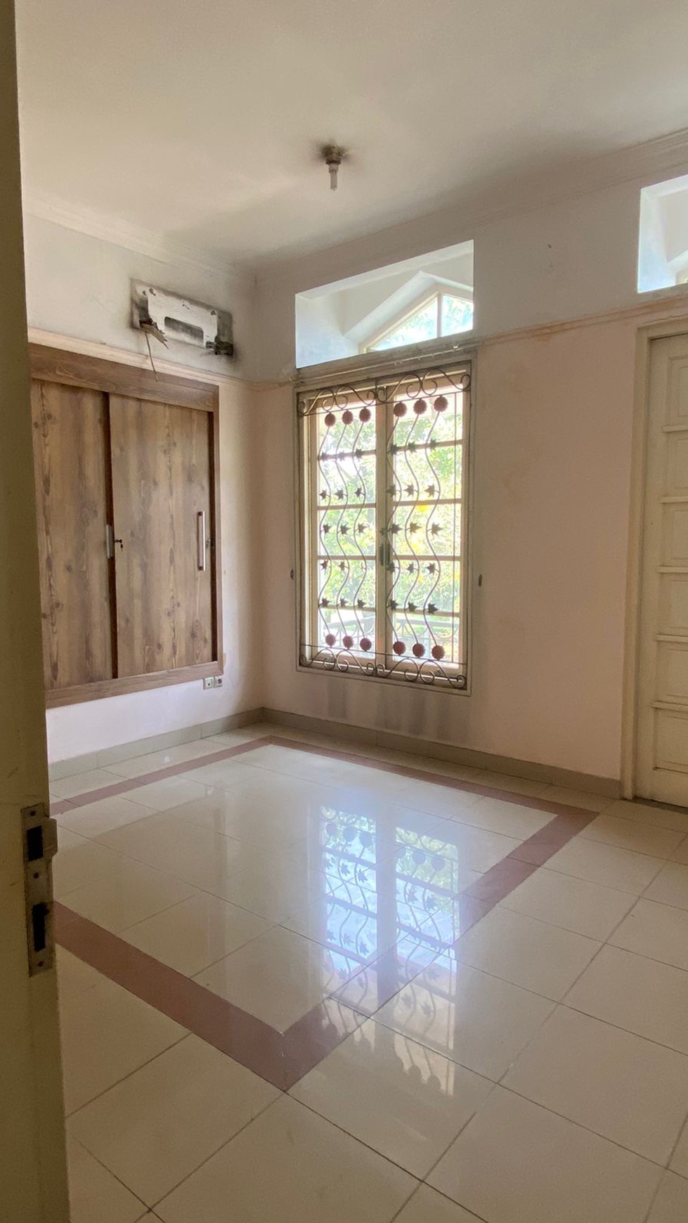 Rumah 2 Lantai di Gading Riviera Kelapa Gading