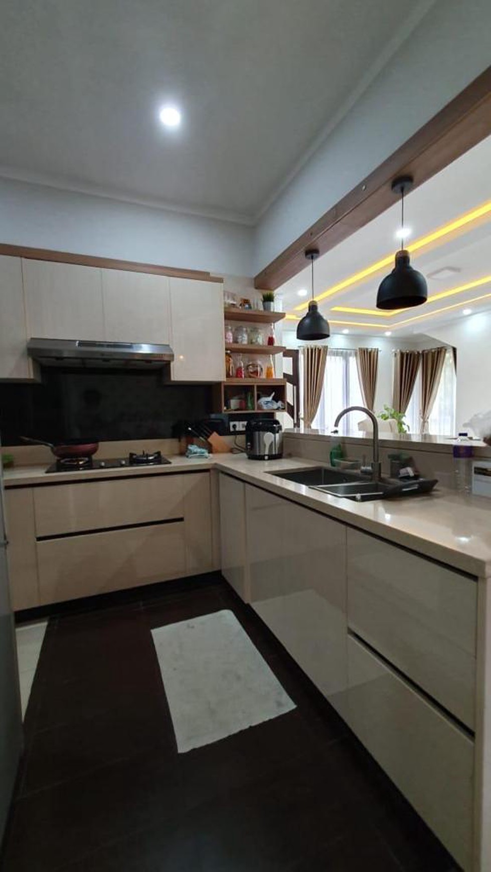 Rumah Bagus Di Discovery Serenity Bintaro Jaya Sektor 9