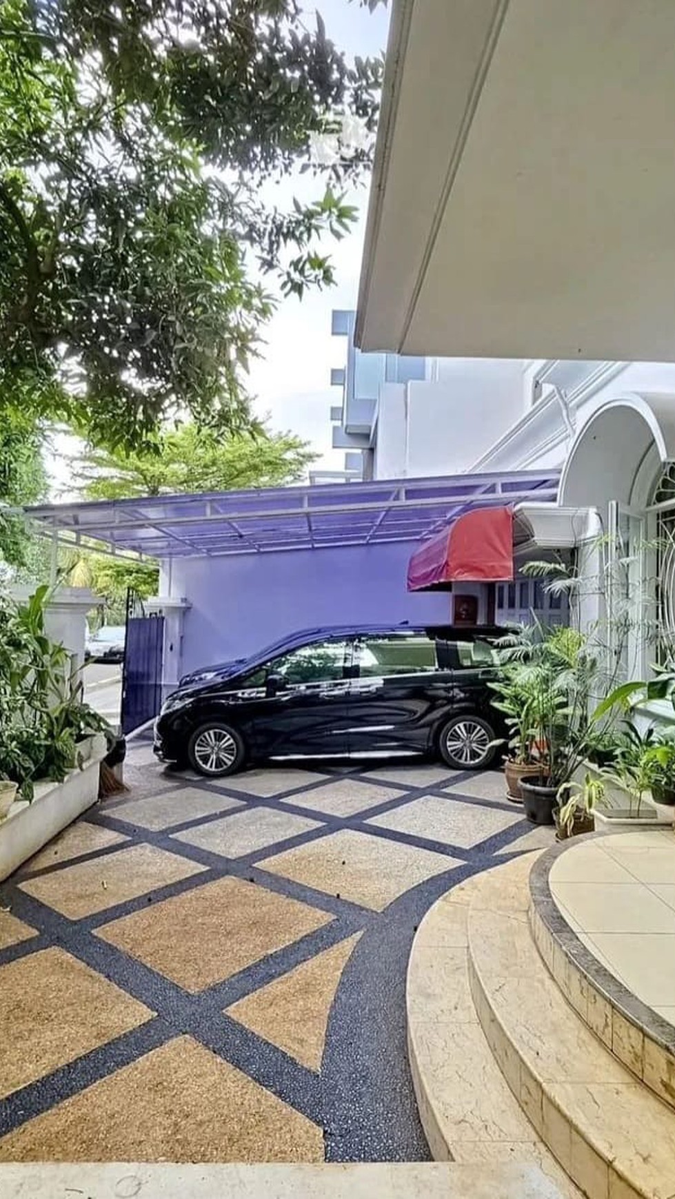 Di Jual Rumah Gedung Hijau