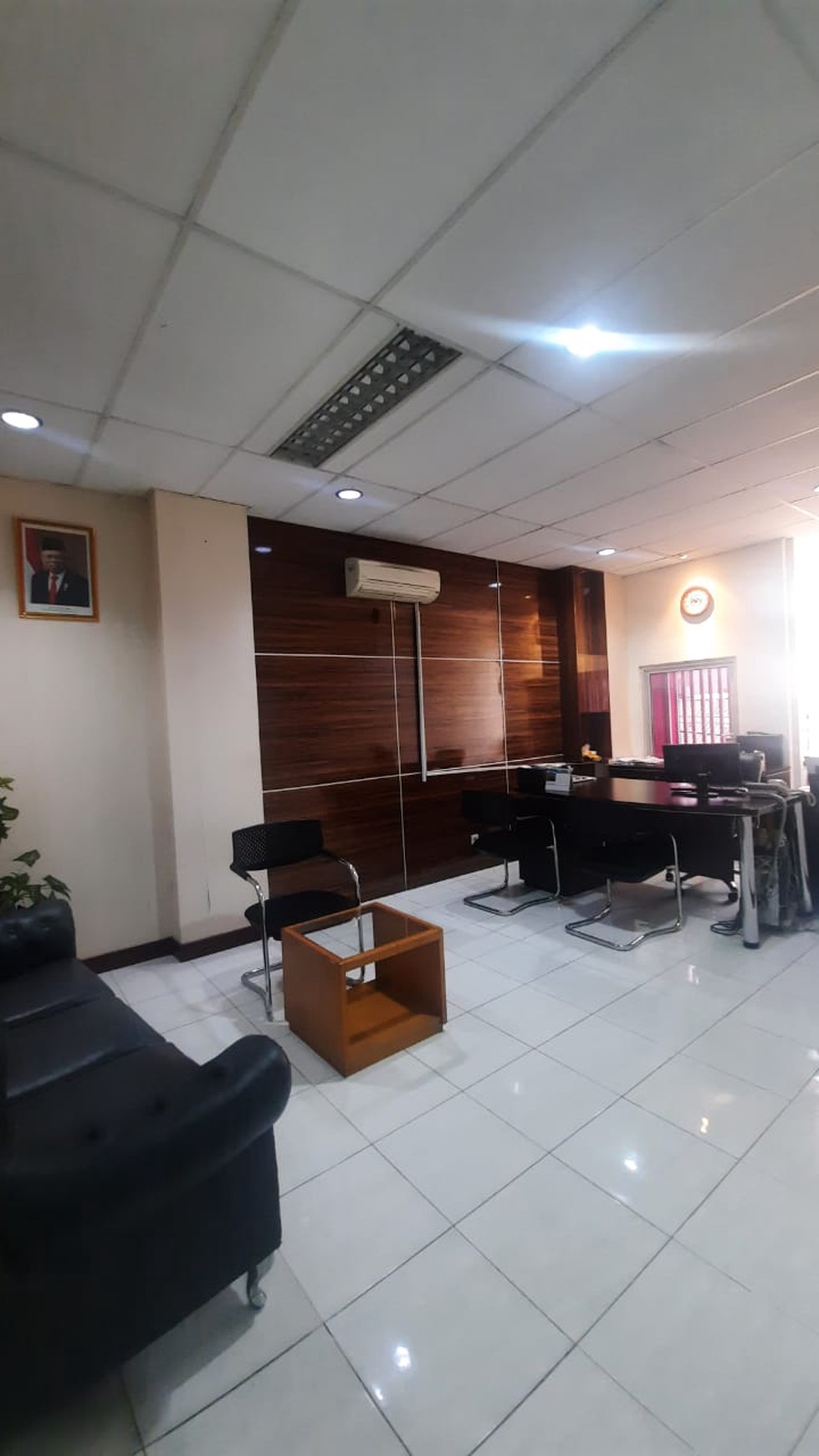 Disewakan Ruko Gandeng ex Office di Area Strategis Kebayoran Baru, Jakarta Selatan 