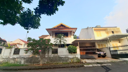 Rumah Hook 2 lantai Siap Huni di Cinere