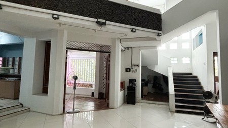 RUMAH VERTIKAL GARDEN 4 LANTAI DI BINTARO JAYA SEKTOR 5, TANGERANG SELATAN #CH