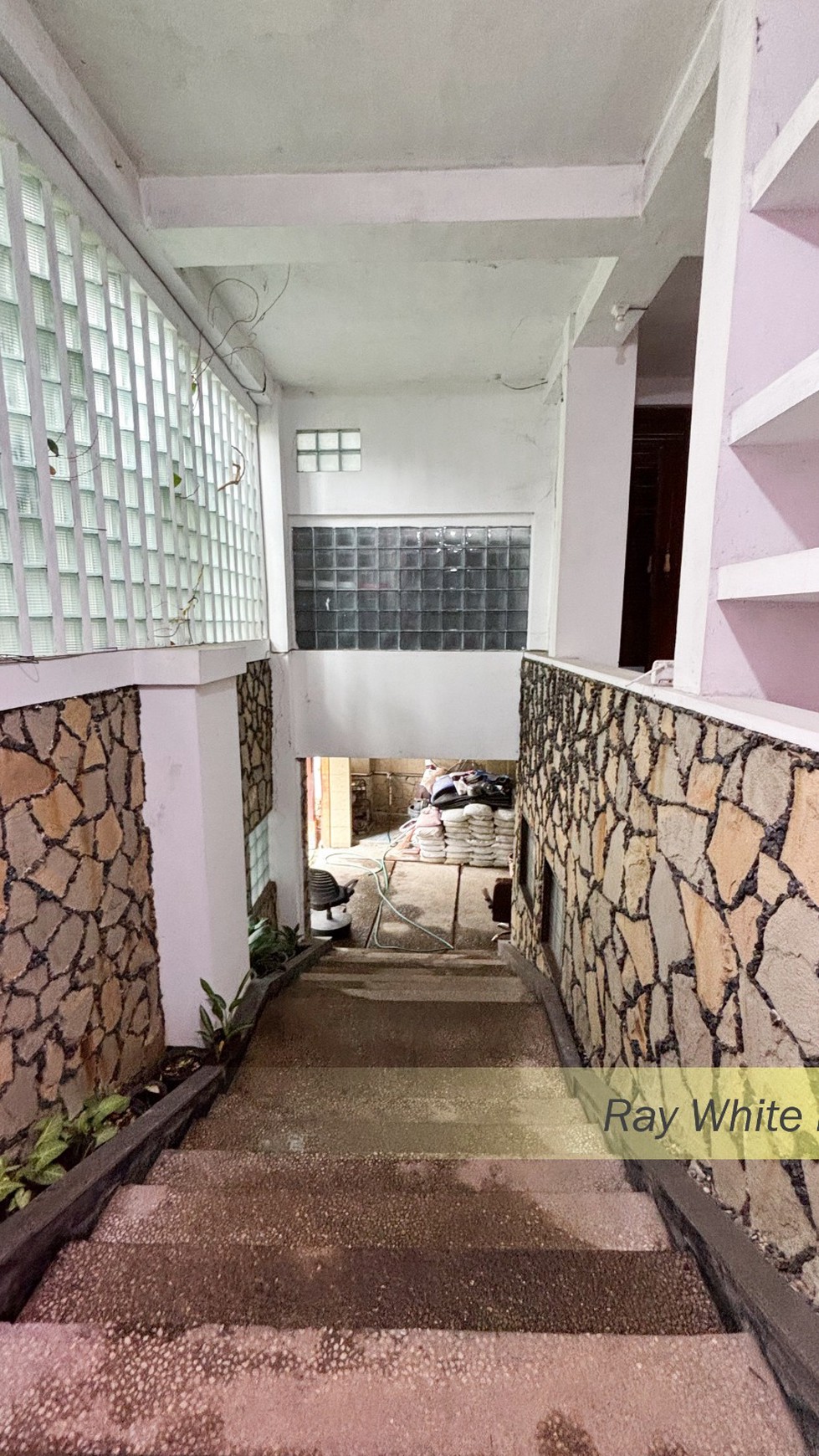 RUMAH VERTIKAL GARDEN 4 LANTAI DI BINTARO JAYA SEKTOR 5, TANGERANG SELATAN #CH