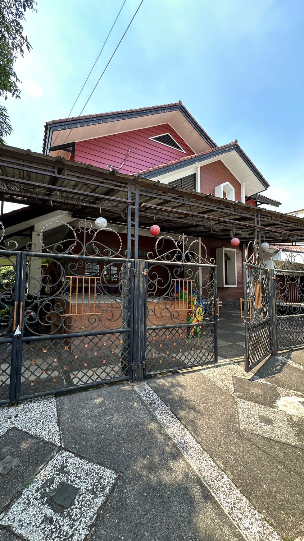 Rumah Lebak Bulus Scandinavian Modern - Dalam Komplek