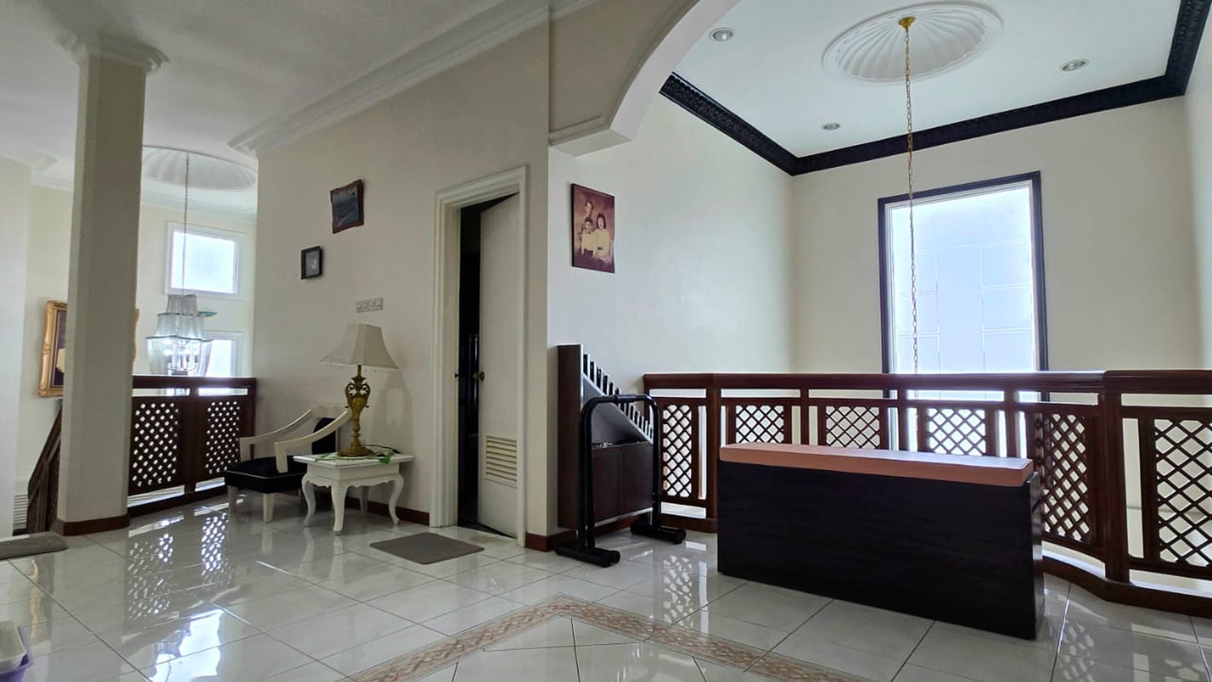 Rumah mewah type Clasic modern 2 lantai luas 341 m2 huk di Permata hijau 2, Kebayoran lama - Jakarta Selatan