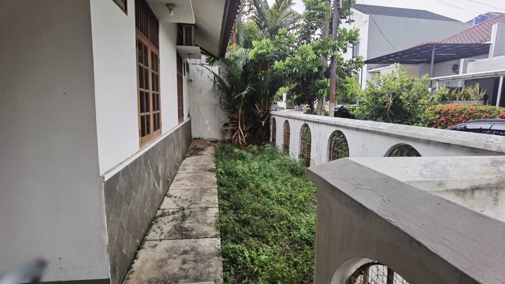 Rumah Hitung Tanah Area Cipete