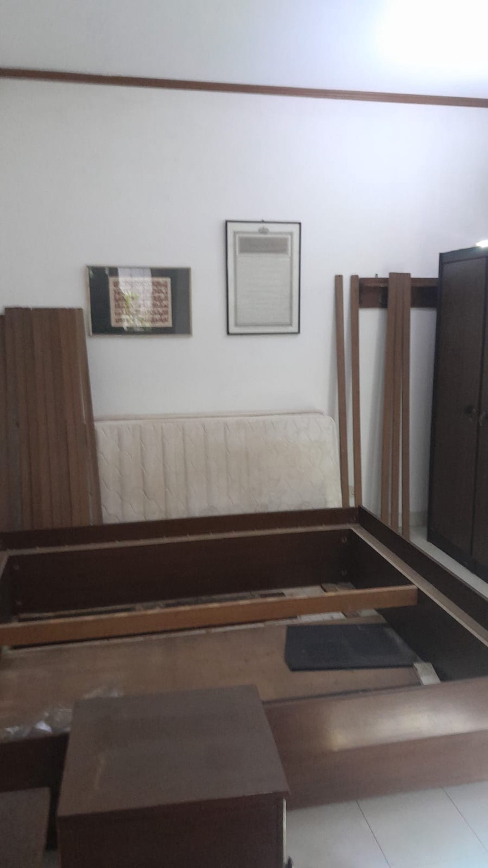 Rumah Hitung Tanah Area Cipete