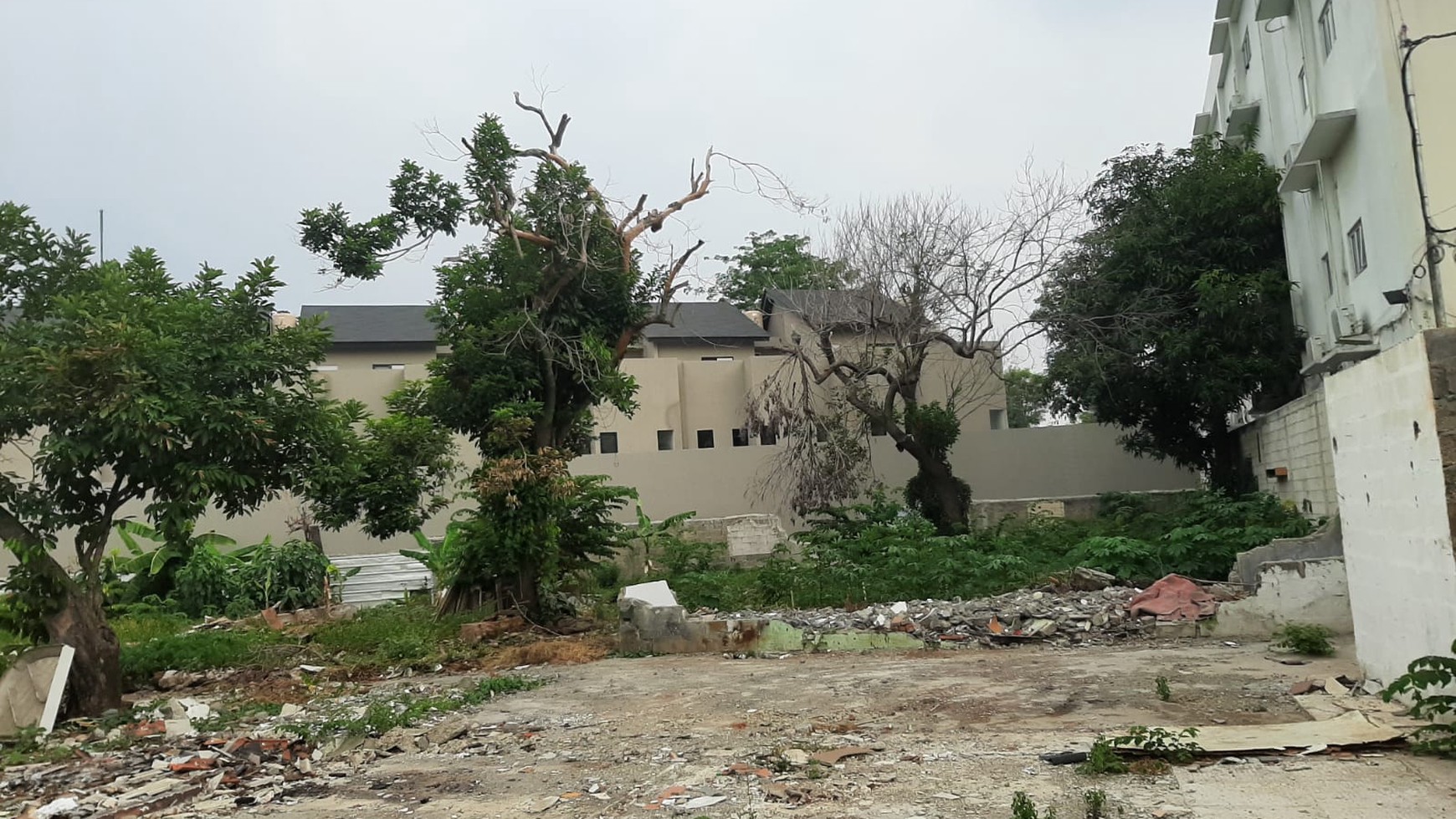 Rumah Hitung Tanah Area Cipete