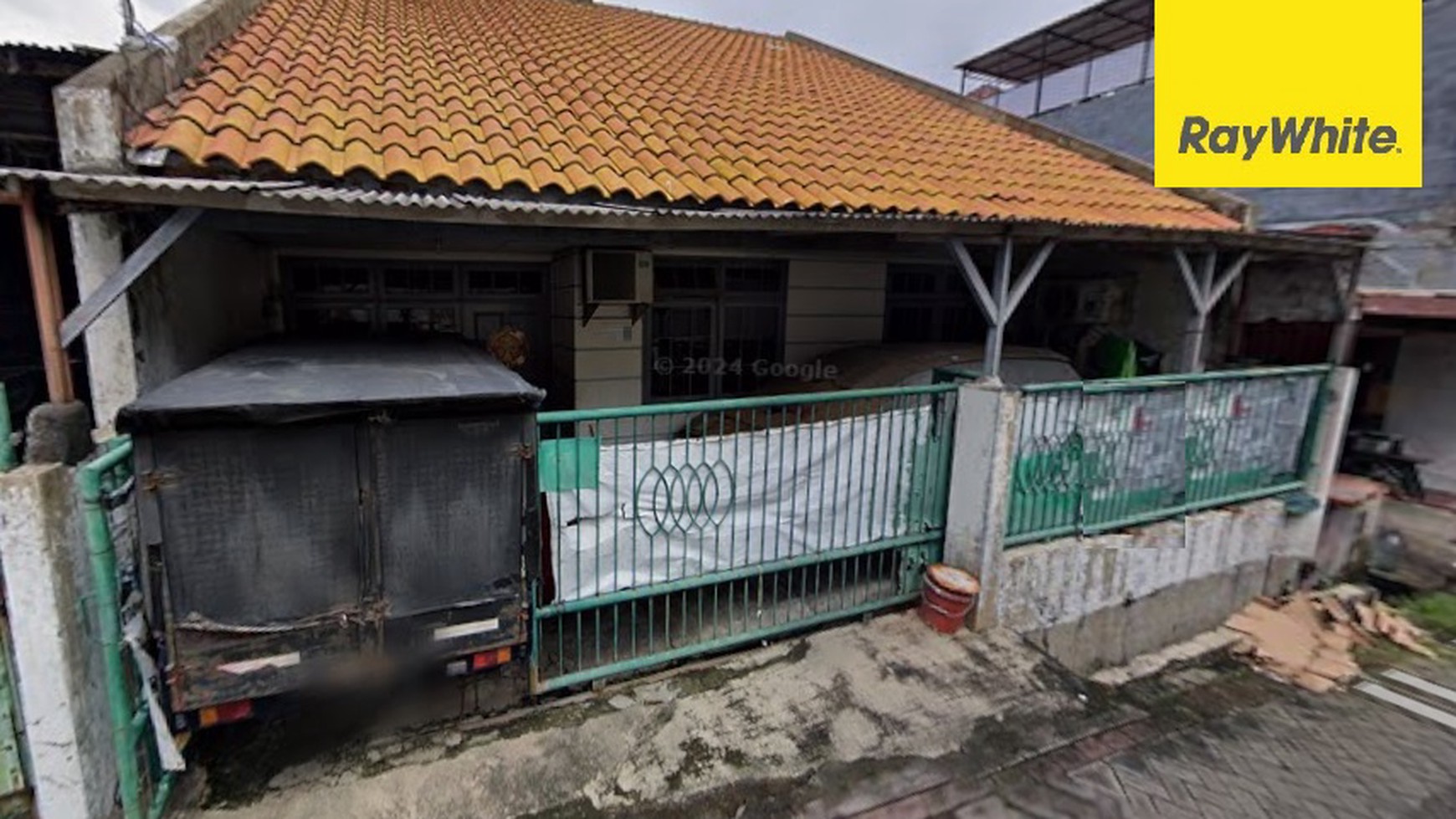 Rumah Hitung Tanah Area Cipete