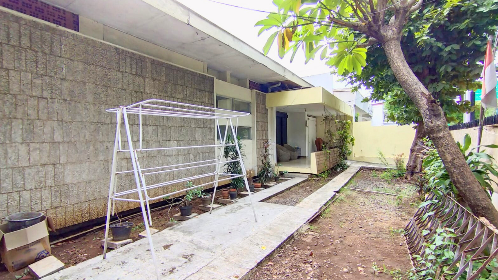 Rumah Hitung Tanah Area Cipete