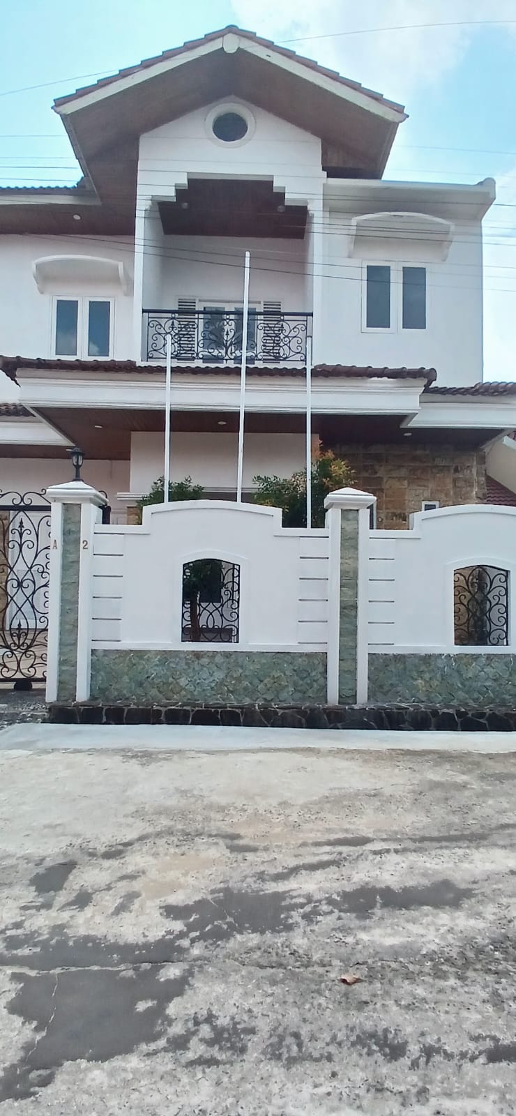 Rumah Hitung Tanah Area Cipete