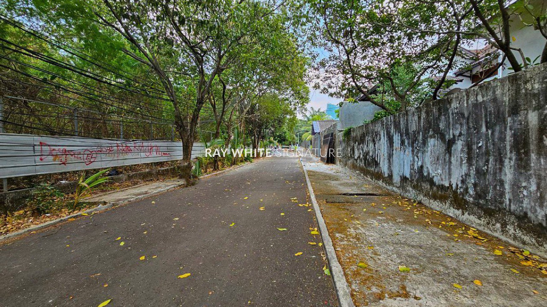 Rumah Hitung Tanah Area Cipete