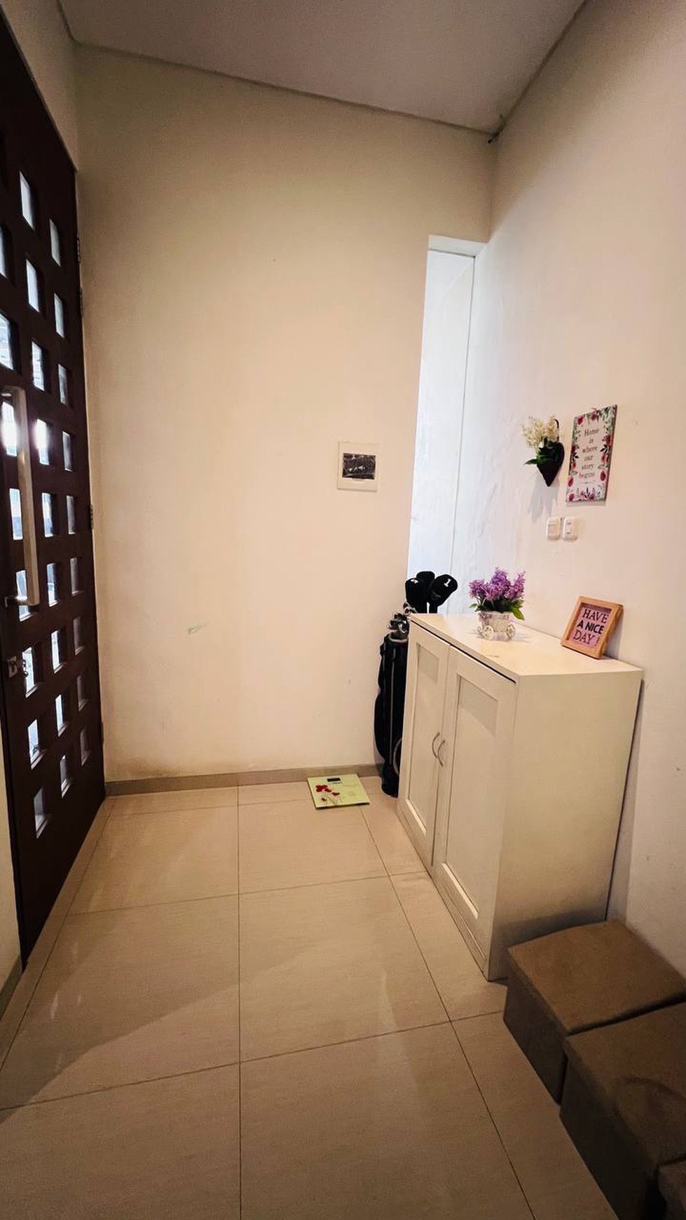 DIJUAL RUMAH KARANG EMPAT SURABAYA - FULL FURNISHED + STRATEGIS