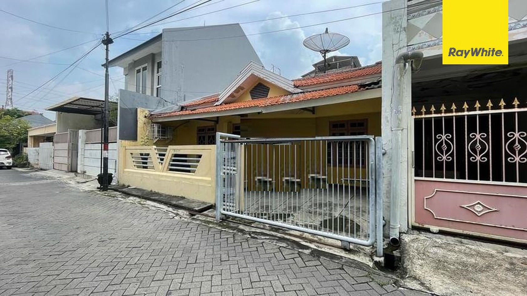 Rumah Dijual Darmo Permai Utara, Surabaya