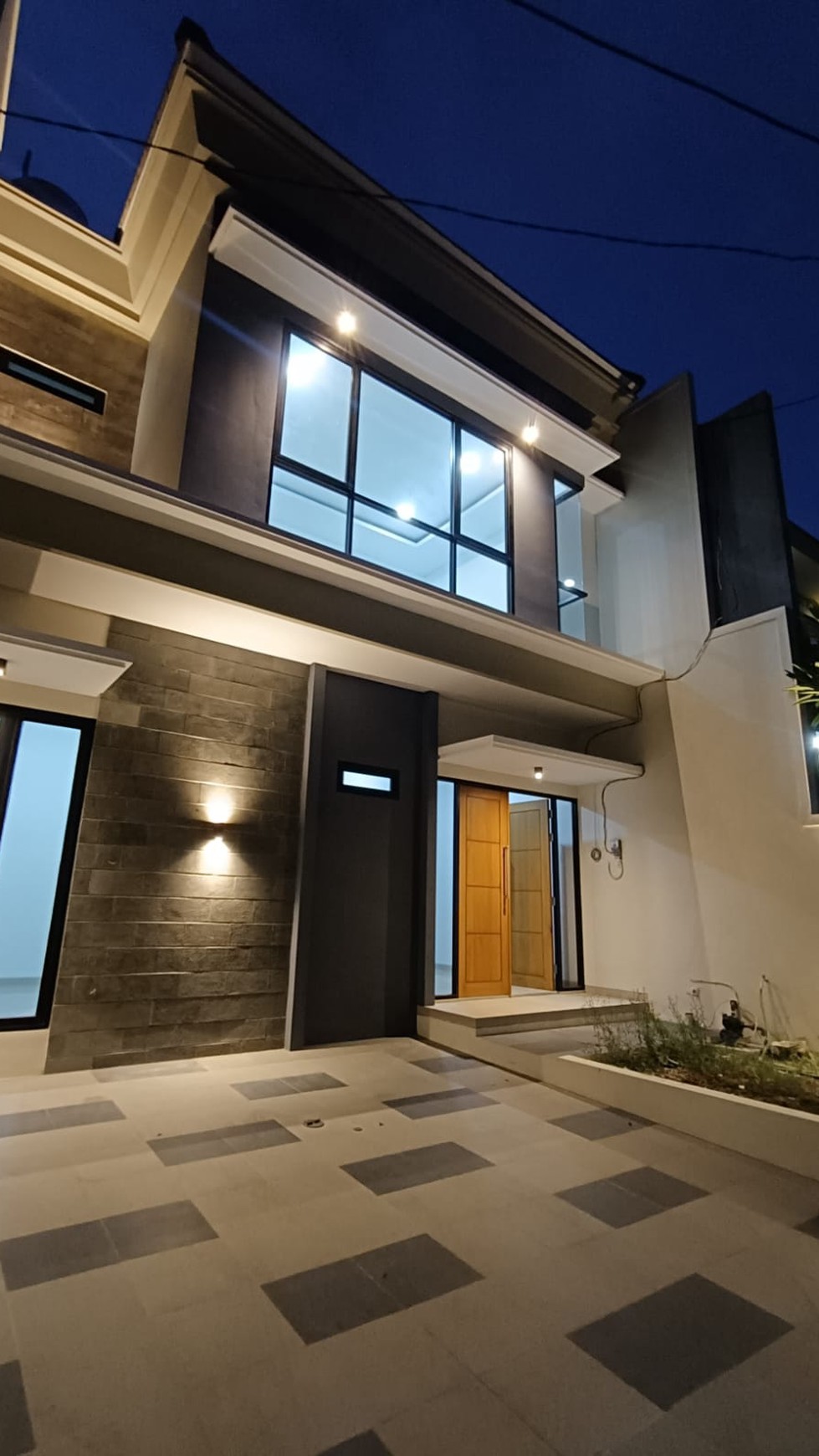 Dijual Rumah Baru Gress Minimalis di Manyar Surabaya