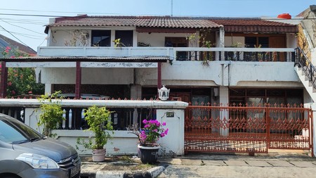 Rumah Hoek Sumur Batu