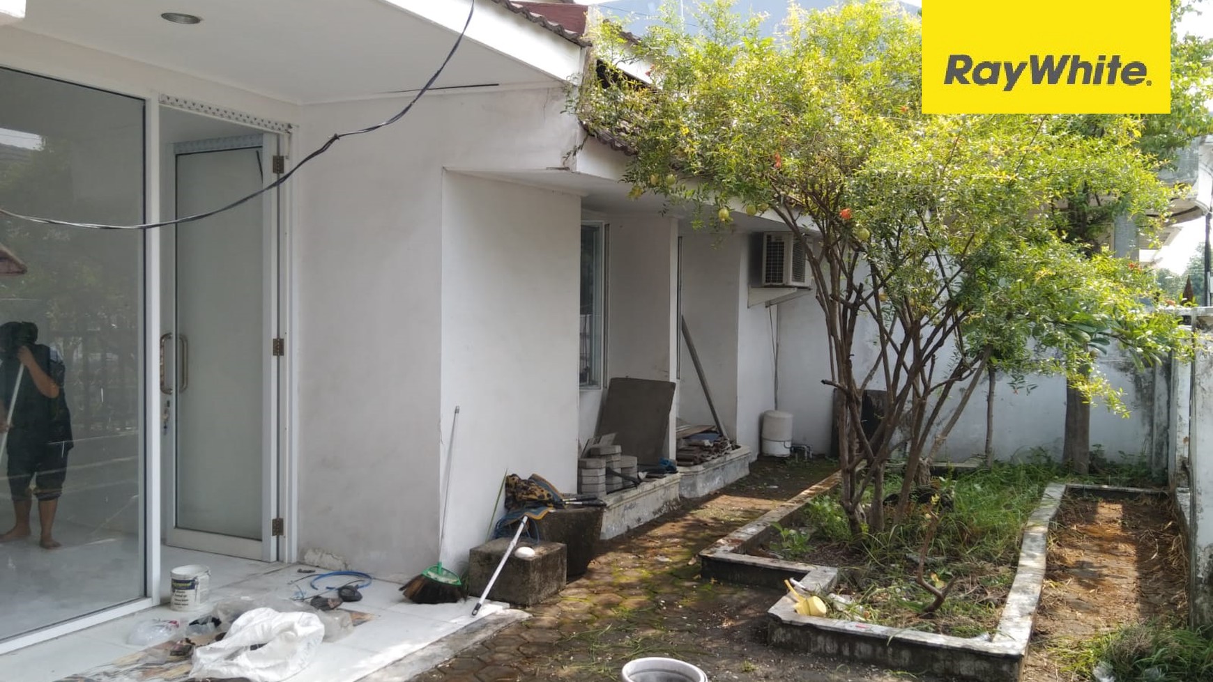 Dijual Rumah di Pondok Chandra Indah Waru Sidoarjo