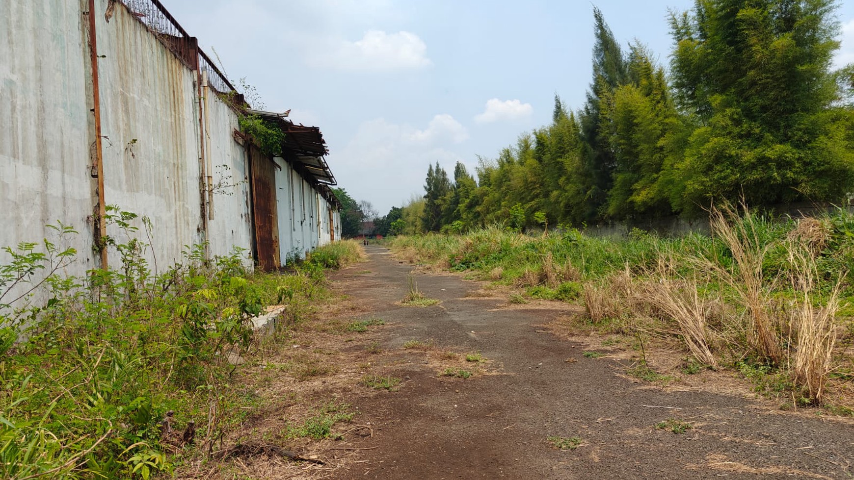 Kavling Tanah Ex Pabrik besar di Cibitung Dekat Dengan Jalan Nasional Pantura