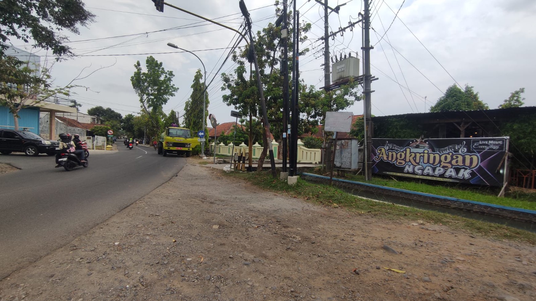 Tanah Seluas 4064 Meter Persegi Cocok Untuk Usaha di Purworejo 