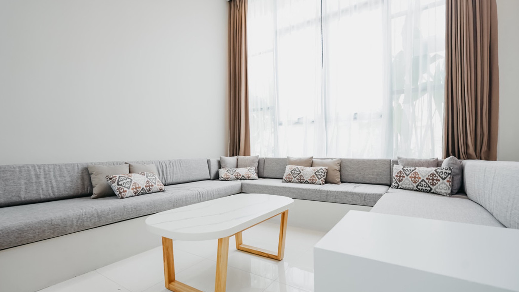 Rumah Hitung Tanah Area Cipete