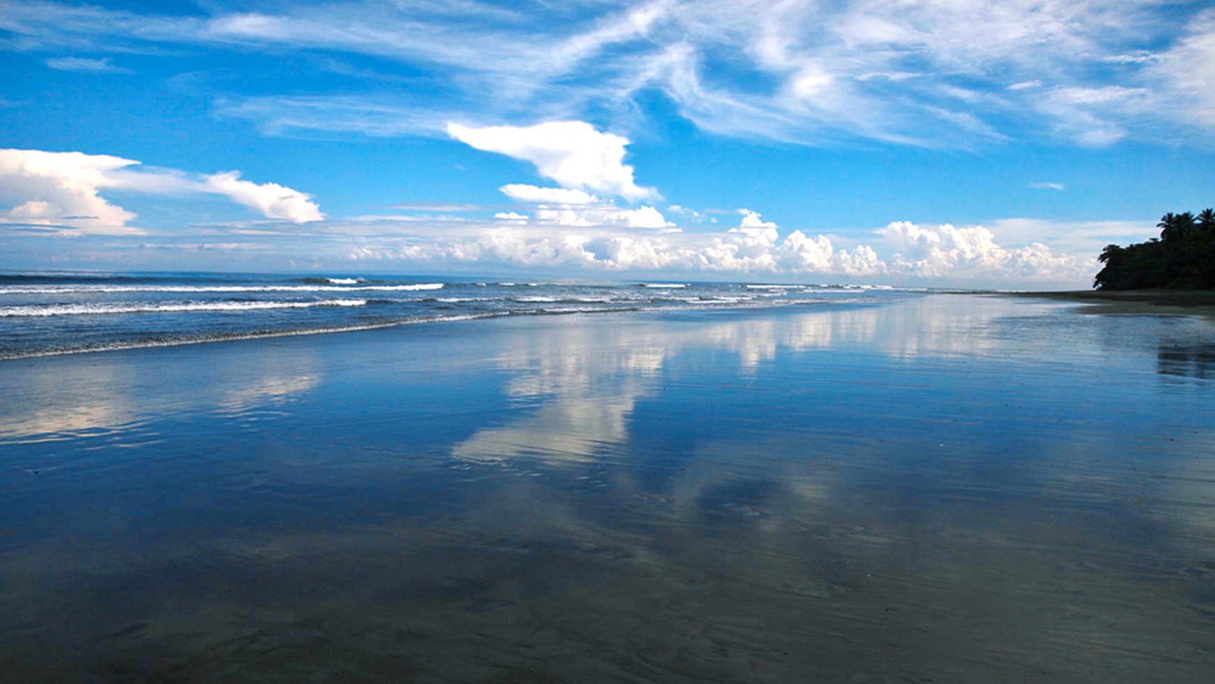 Amazing 37,916 sqm tourism pink zoned beachfront freehold land near Balian & Medewi Surfing