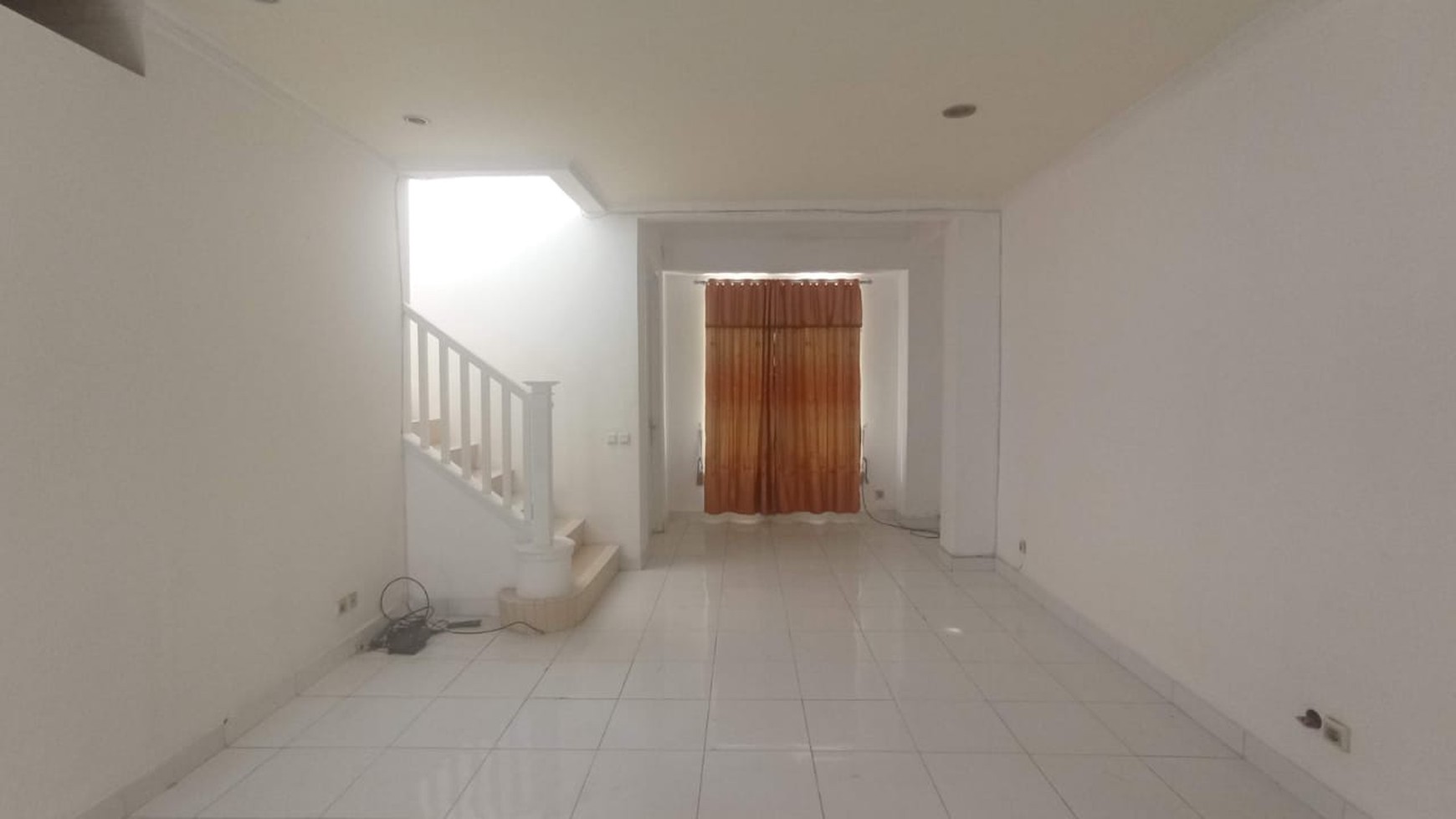 Dijual Rumah Hunian di Taman Imam Bonjol JL. enggano - Lippo Karawaci