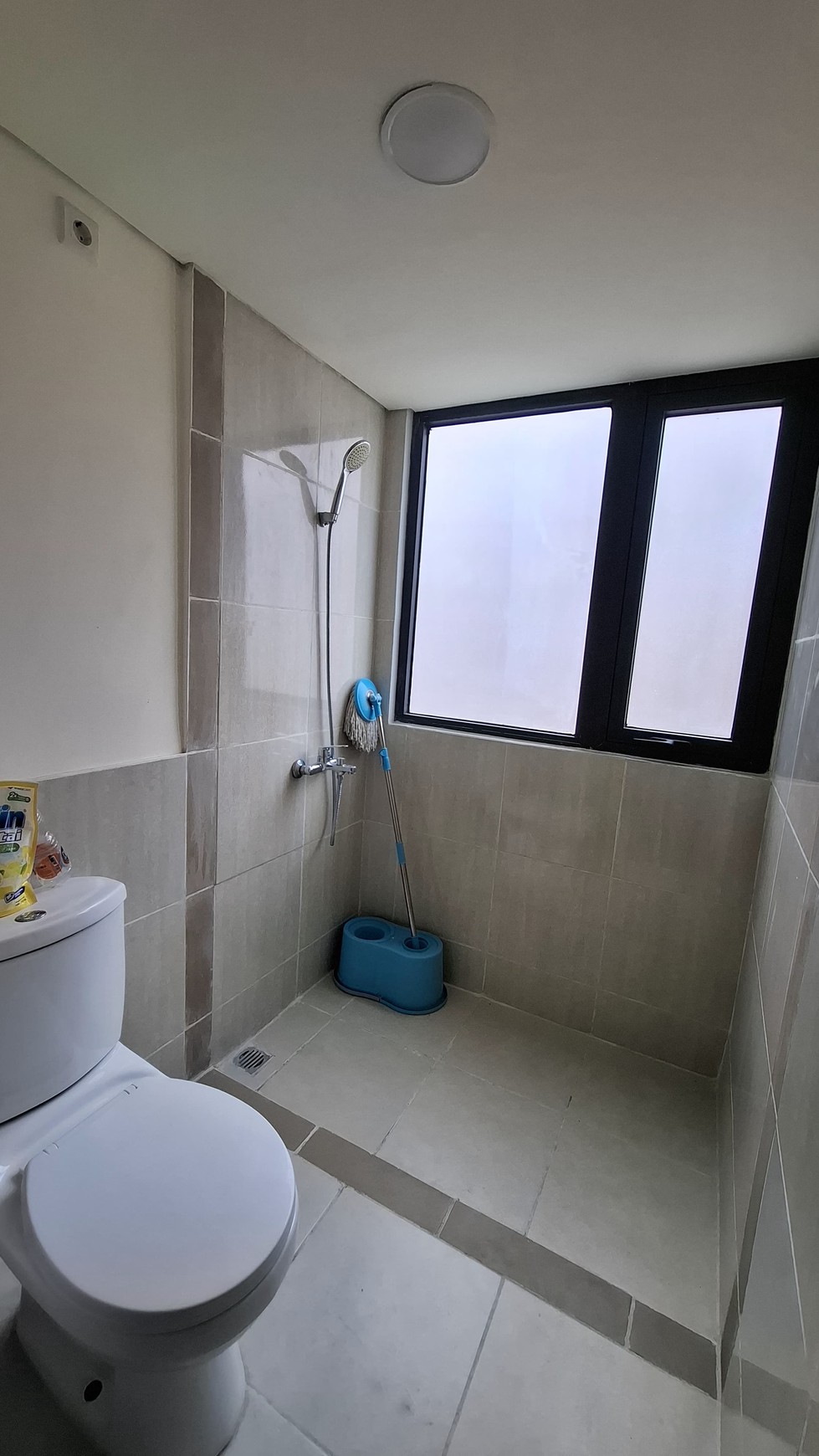 APARTEMEN MEIKARTA -TOWER NEWTON 2B  ( FULLY FURNISHED)