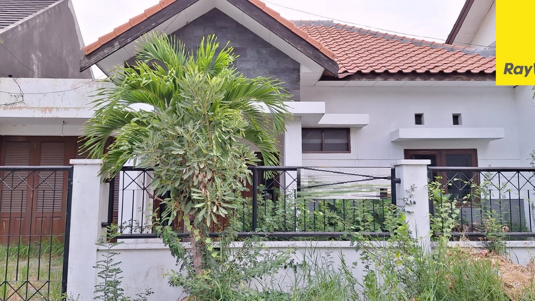 Dijual Rumah SHM di Griya Babatan Mukti Wiyung Surabaya