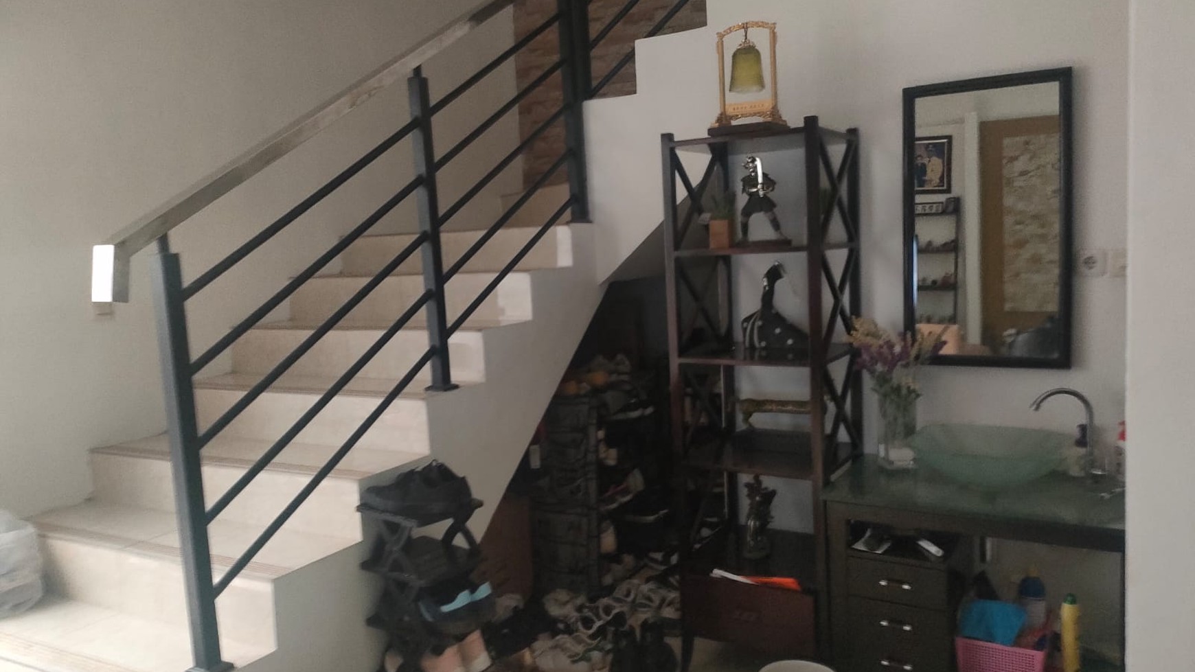 Dijual Rumah Pandugo Rungkut Surabaya